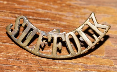 Suffolk regiment brass - regiment,