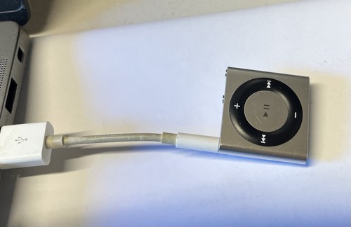 Apple ipod shuffle 4th - apple,