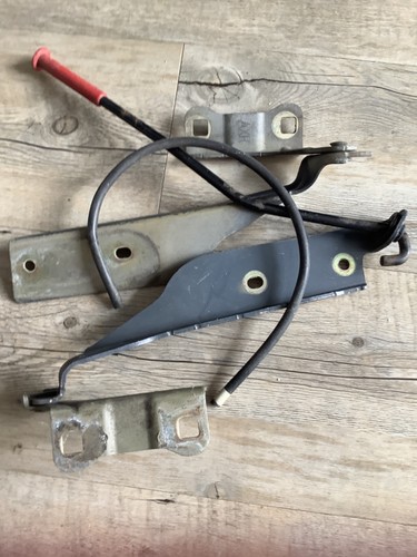 Nissan micra bonnet strut - nissan,
