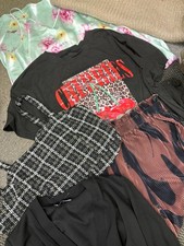 Women clothes bundle size - -,