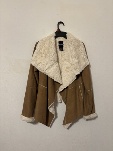 Jane brown faux - me,