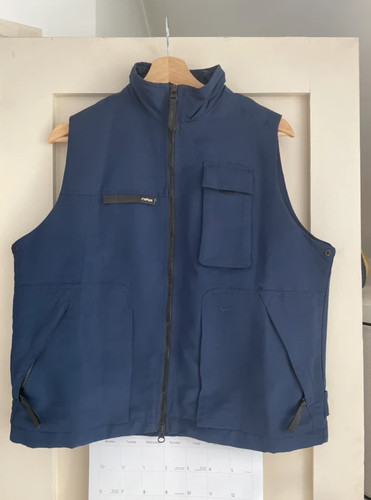 Nike navy gilet size large