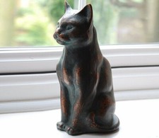 Sitting Cat Home Ornament -