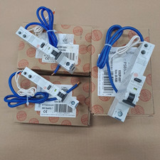 7 x Wylex RCBO 2 x 6A 4 x 32A