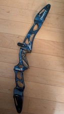 Archery: Right Hand Hoyt GMX 23" Olympic Recurve/Barebow ILF Riser