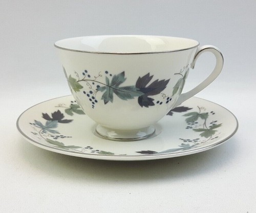 Royal doulton burgundy dinner - royal,