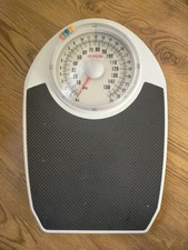 Vintage EKS Medical Weighing Scales Doctors Scales With Weight Markers