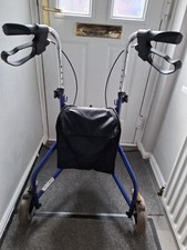 3 wheeled walking aid