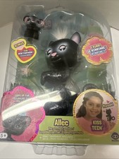 WowWee Fingerlings Allec