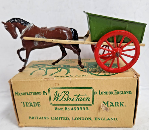 Britains village farm - village,