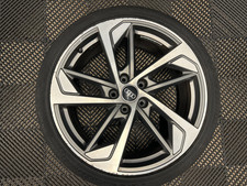 AUDI A3 S3 8Y 235/35 R18 8Jx19