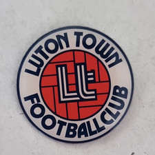 FOOTBALL LEAGUE PIN BADGE