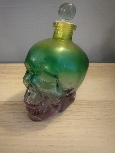 Multicoloured skull glass - skull,