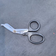 Vintage Autoclave 143’o Scissors