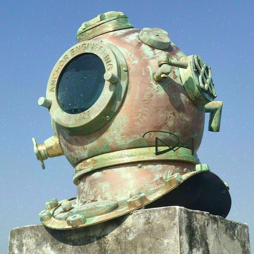 Diving helmet navy mark - diving, v
