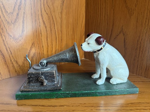 Nostalgic collectable cast - nostalgic,
