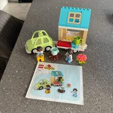 LEGO DUPLO: Family House On Wheels (10986)