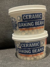 Two pots of Le Creuset Ceramic Baking Beads for Pastry Cases , 1000g combined(b9