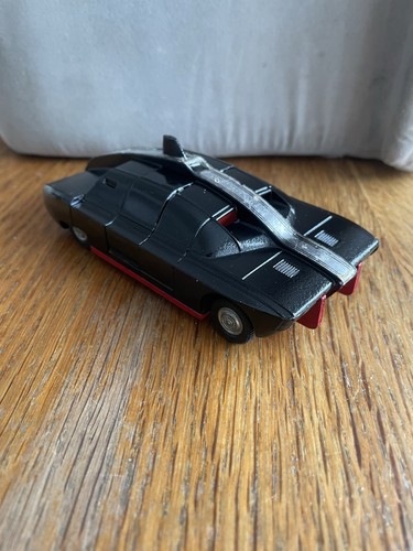 Dinky 105 captain scarlet - captain,