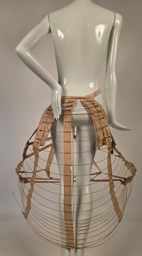 Victorian 1870 bustle back - victorian,