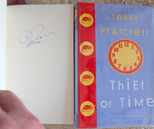 Terry Pratchett THIEF OF TIME