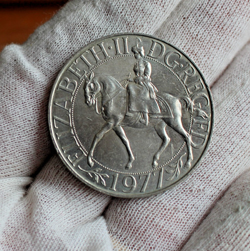 Queen elizabeth silver - queen, ii