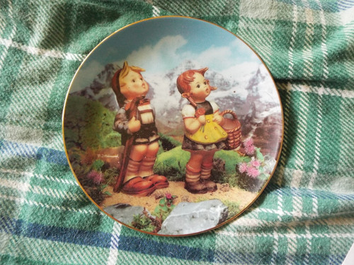 Danbury mint plate - danbury,