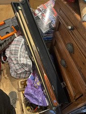 Beautiful Boxed Pin Point Cue Extendable with Chalk and Case Pool Snooker Cue