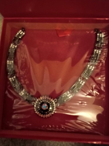 Butler wilson crystal necklace - crystal,