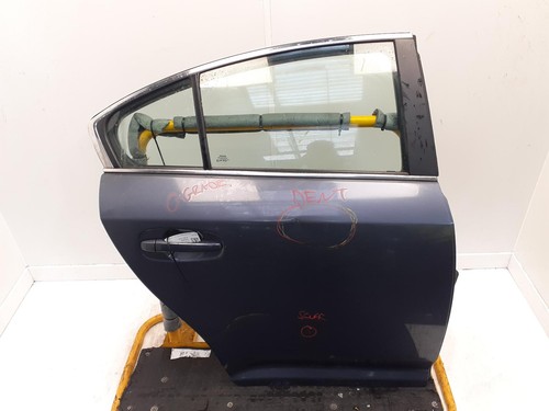 Toyota avensis rear door - door, o/s
