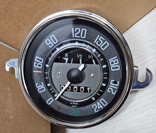 Beetle speedometer to - up,