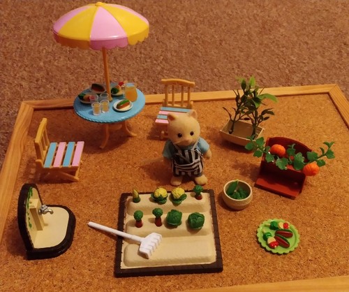 Sylvanian families garden - sylvanian,