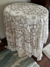 Vintage Quaker Lace Floral