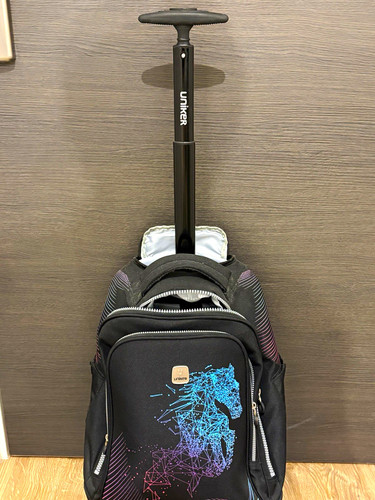 Uniker black wheeled backpack - black,