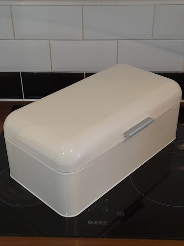 Cream retro metal bread bin - retro,