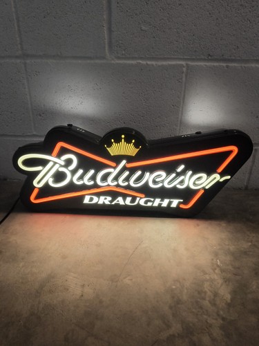 Budweiser draught lighted - budweiser,