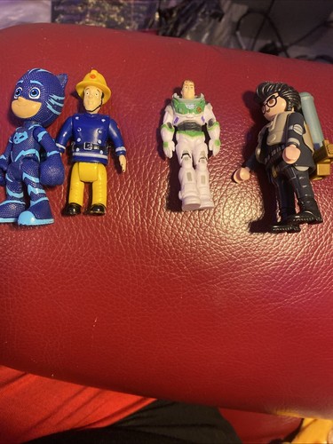 Action figure bundle - action,