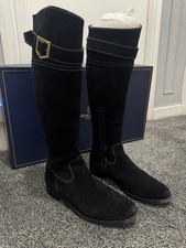 Fairfax & Favor Women's Black