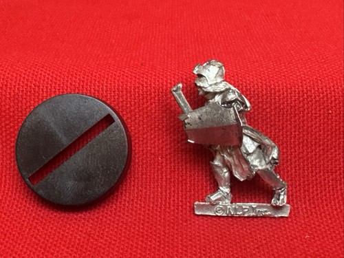 Uruk hai scout with - uruk, sword