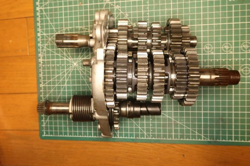 Suzuki rg400 rg500 gamma - rg400,