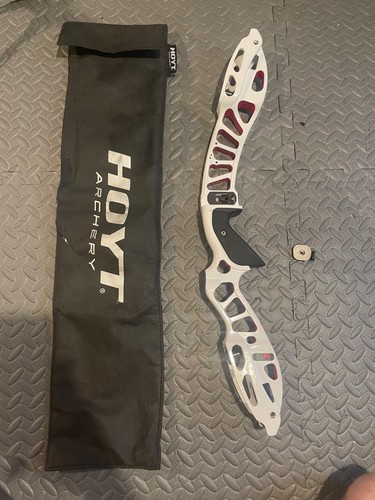 Hoyt formula recurve - hoyt, sr