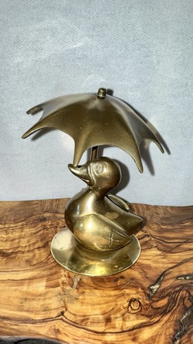 Brass duck with umbrella - with,