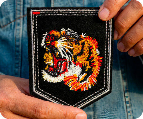 Roaring tiger animal shield - roaring, &