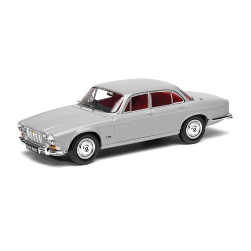 Corgi vanguards jaguar - vanguards,