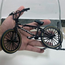 1:8 Mini Mountain Bike Model