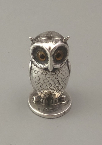 Edwardian silver owl seal - silver, "t"