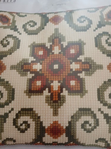 Vervaco cushion cross stitch - cross,