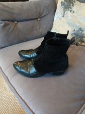 OFFICE -BLACK LEATHER & SUEDE ANKLE BOOTS SIZE 6