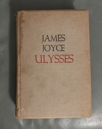 Ulysses james joyce - by,