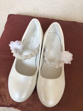Monsoon accessorize girls occasion shoe in ivory S2 with elasticated strap 